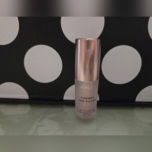 2/$20✨️Lawless Lip Plumper MINI✨️